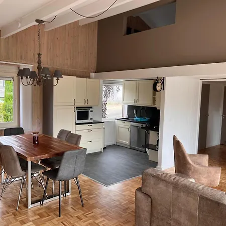 度假居 L'oree Du Bois *